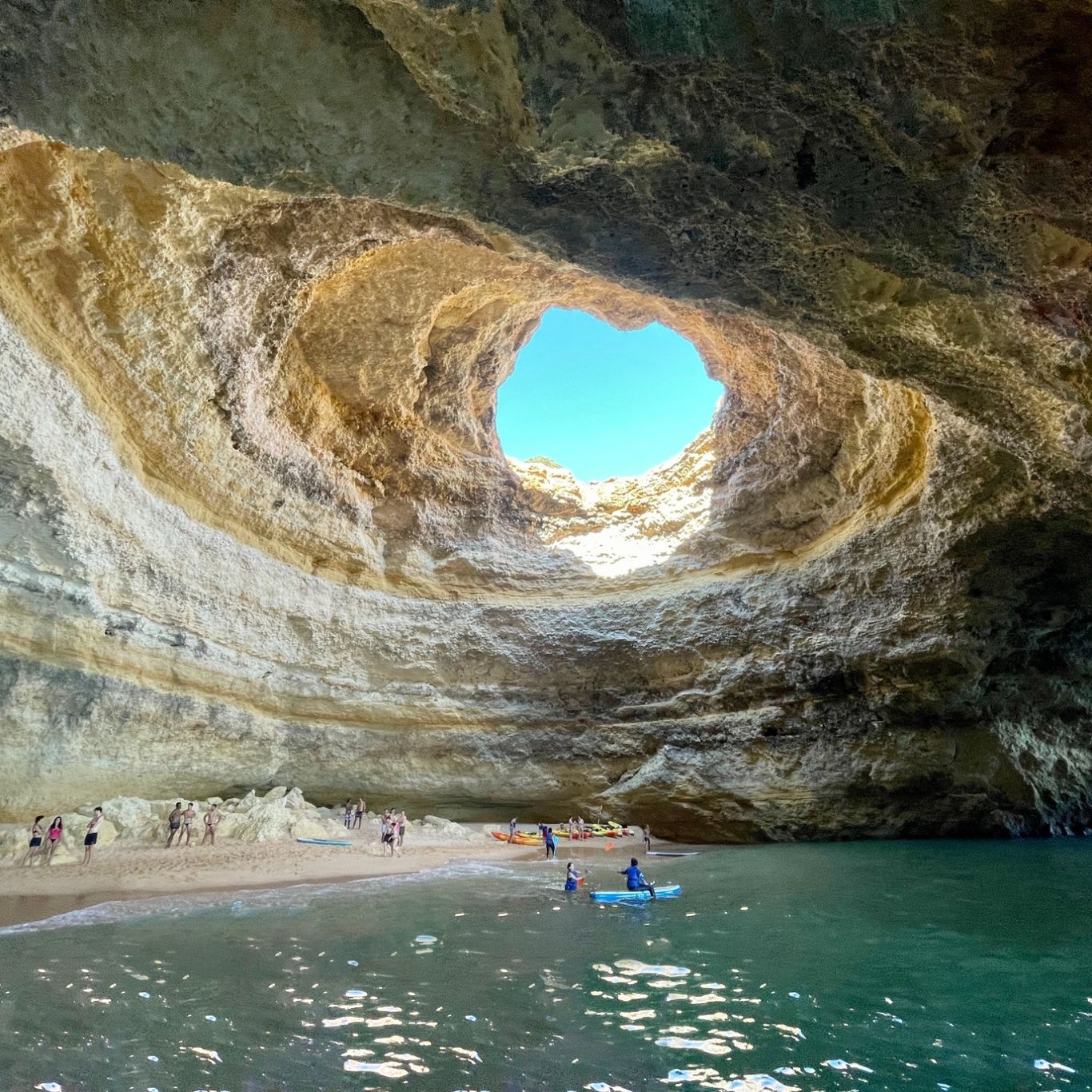 Entdecke die Algarve: Reiseinfos und Highlights der Region